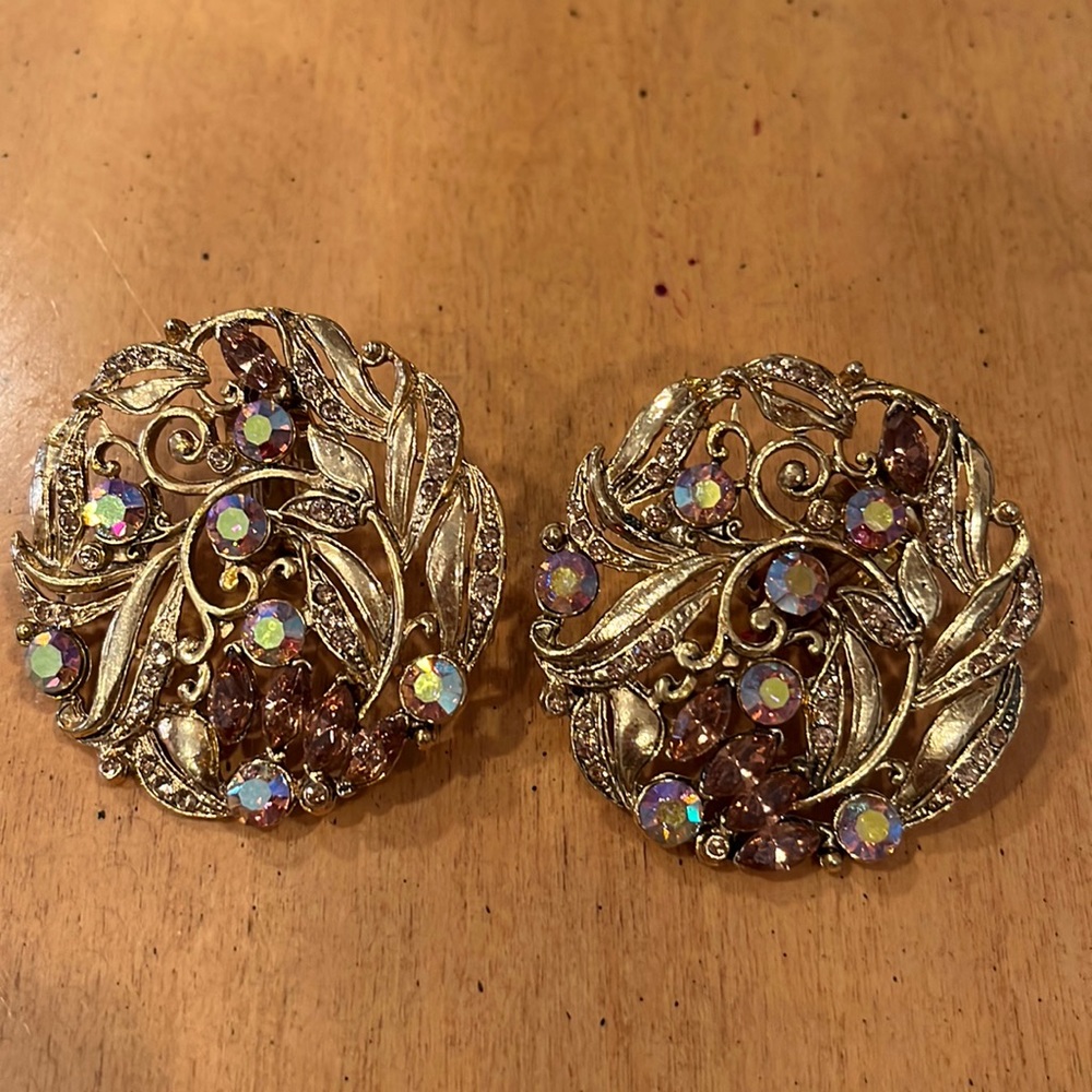 Thelma Deutsch Aurora Boreals Round Metals Gold pre loved earrings Vintage